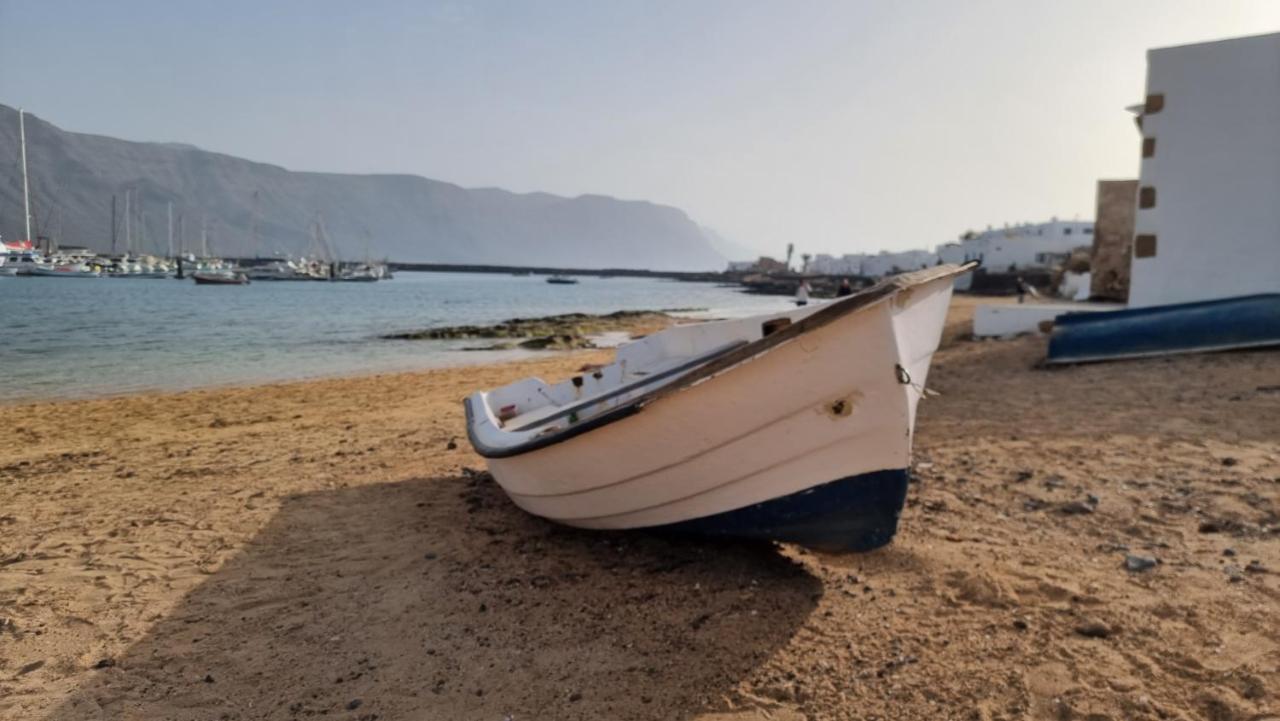 Suite Marrakech Beach, La Graciosa. Калета де Себо Екстер'єр фото
